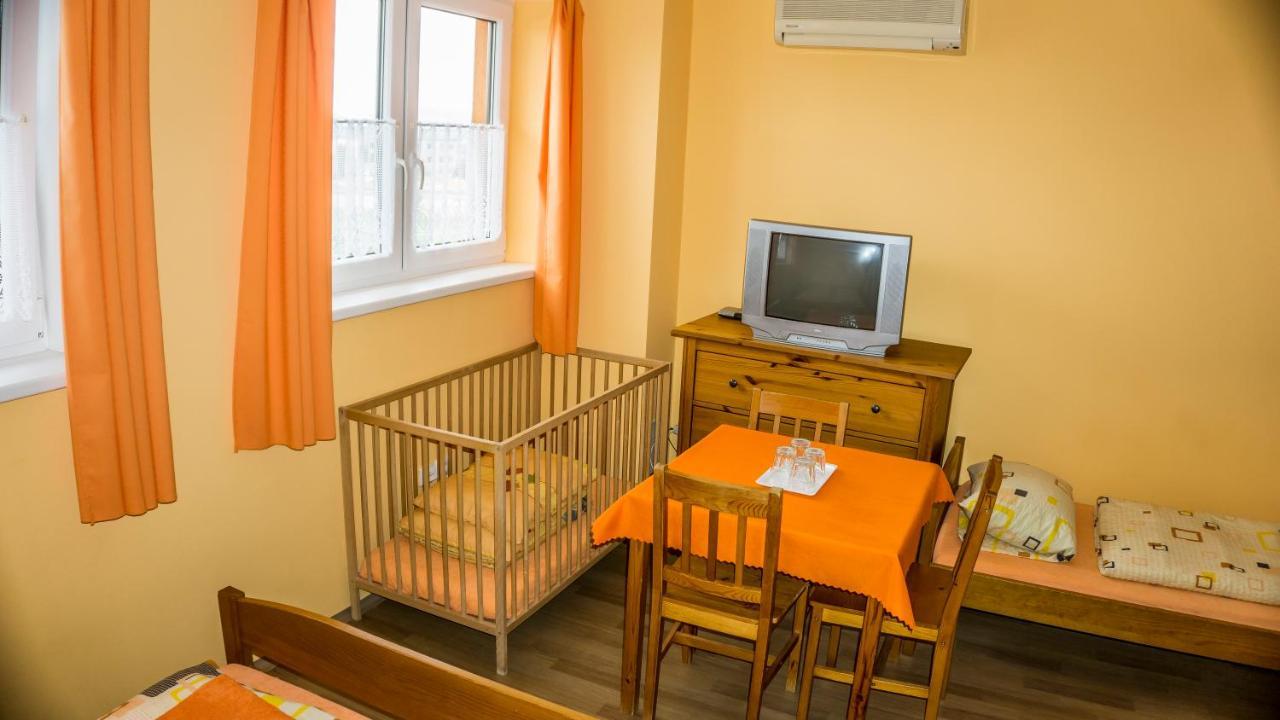 Penzion s restaurací na Furhaple Šakvice Esterno foto