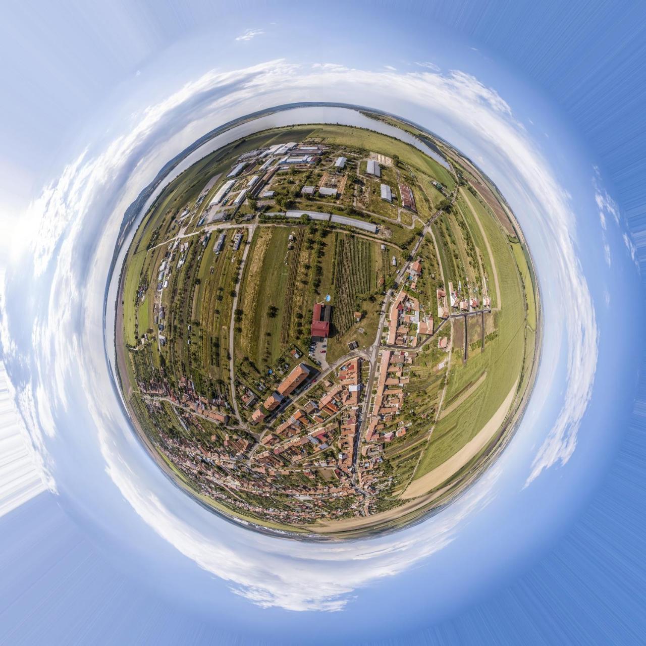Penzion s restaurací na Furhaple Šakvice Esterno foto